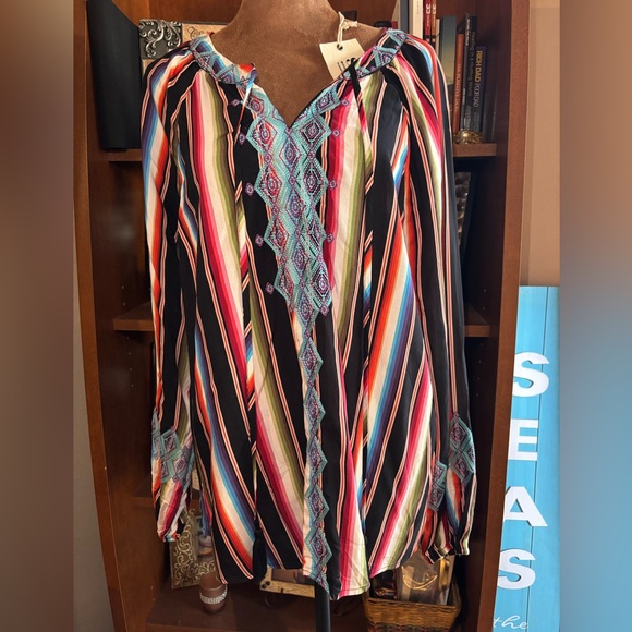 NWT! Savanna Jane Multicolor Striped Boutique Women's Top 🤩 - Picture 3 of 9